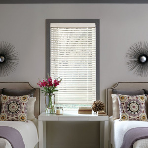 Parkland Scenic Wood Blinds in Ash